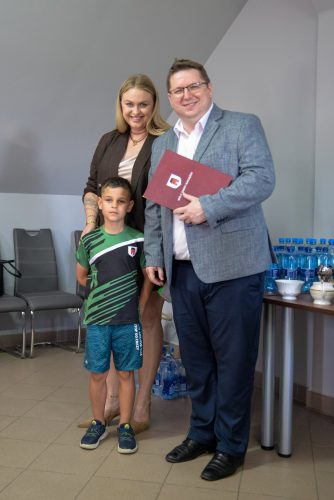 Wręczenie nagród dla dzieci z LKS Raciążek